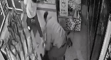 Yasak saatinde alkol satmayı reddeden tekel işletmecisine saldırı kamerada