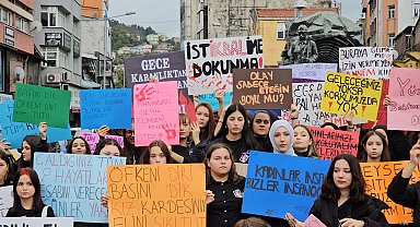 Zonguldak'ta genç kadınlardan 'cinayet ve istismar' tepkisi
