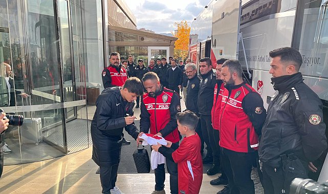A Milli Futbol Takımı, Karadağ'a hareket etti