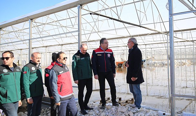 Antalya'da fırtına, yağmur ve hortum 4 bin 500 dekar tarım arazisine zarar verdi