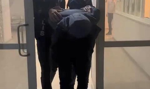 Firari hükümlü, maç bitince gözaltına alınması için polise yalvardı