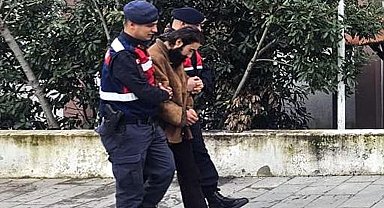 'Profesör' lakaplı şüphelinin evinden 22 kilo uyuşturucu çıktı; tutuklandı