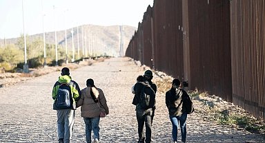 ABD'de 956 düzensiz göçmen tutuklandı