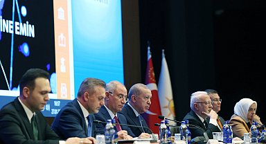 AK Parti MKYK'da otel yangını değerlendirmesi