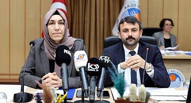 Akdeniz Belediye Başkanı Sarıyıldız, yardımcısı ve 3 meclis üyesi tutuklandı