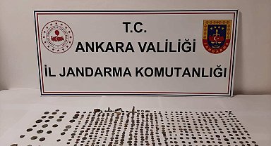 Ankara'da 530 parça tarihi eser ele geçirildi; 2 gözaltı