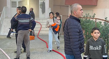 Antalya'da 9 katlı apartmanda yangın