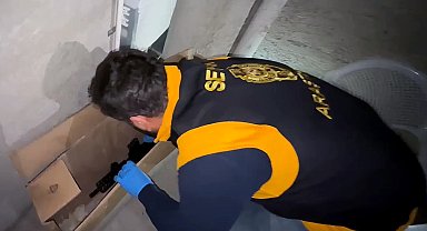 Apartman şantiyesinde M4 piyade tüfeği ve el bombası bulundu, ölen amcasını suçladı