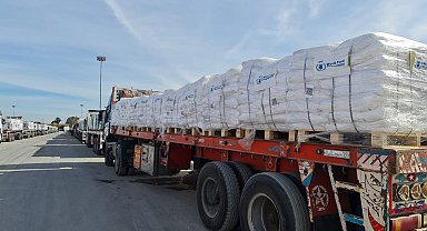 Ateşkesin ardından yardım tırları Gazze'ye ulaştı