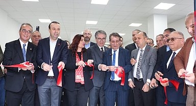 Aydın'da Efeler Belediye Başkanı Anıl Yetişkin, Kent Lokantası açtı