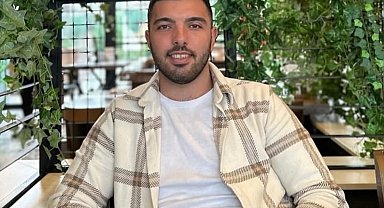 Bahçeye giren otomobilde nişanlısıyla birlikte yaralanan sürücü kurtarılamadı