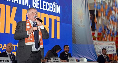 Bakan Bak: 980 bin gencimize barınma imkanı sağlıyoruz