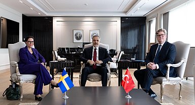 Bakan Fidan, İsveçli heyetle bir araya geldi