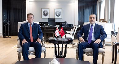 Bakan Fidan, KKTC Bayındırlık ve Ulaştırma Bakanı Arıklı ile görüştü