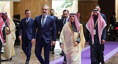 Bakan Fidan, Riyad'da Suriye konulu toplantıya katıldı