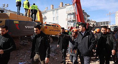 Bakan Kurum: Hep birlikte Elazığ'ı ayağa kaldırdık