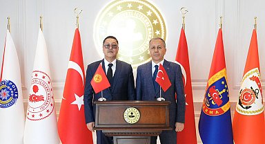 Bakan Yerlikaya, Kırgız Cumhuriyeti Acil Durumlar Bakanı Azhikeev ile görüştü