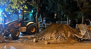 Belediye personeli gibi giyinip, kent merkezinde kaçak kazı yapan sanıklara tahliye