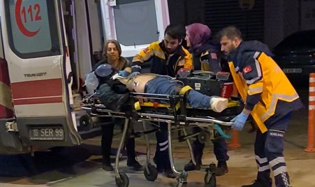 Bursa'da bıçaklı kavgaya karışan arkadaşı ile kaçarken kazada öldü; 2 yaralı