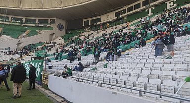Bursaspor'da taraftarlar maçları tel örgüsüz izleyecek