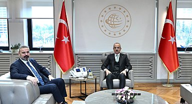 Çaykur Rizespor Başkanı İbrahim Turgut, Bakan Uraloğlu'nu ziyaret etti