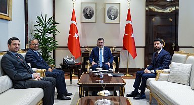 Cevdet Yılmaz, EİT Genel Sekreteri Khan ile görüştü