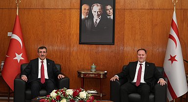 Cumhurbaşkanı Yardımcısı Yılmaz, KKTC Cumhuriyet Meclisi Başkanı Öztürkler ile bir araya geldi