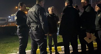 Dolandırılmak üzere olan psikoloğu, polis kurtardı