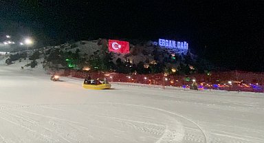Ergan Dağı Turizm Merkezi'nde rafting, kayak ve yamaç paraşütü