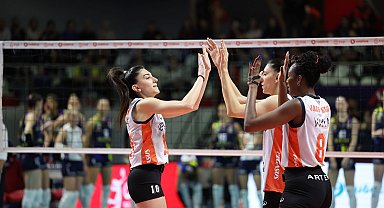 File derbisinde kazanan Eczacıbaşı Dynavit