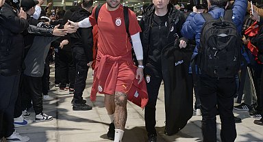 Galatasaray kafilesi, Mersin'e geldi