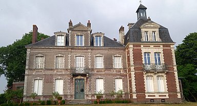 Hiç gitmediği memleketine 10 milyon avroluk servet bıraktı