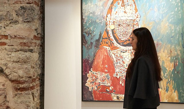 İstanbul- 'Tak Takıştır Yap Yakıştır' sergisi sanatseverlerle buluştu