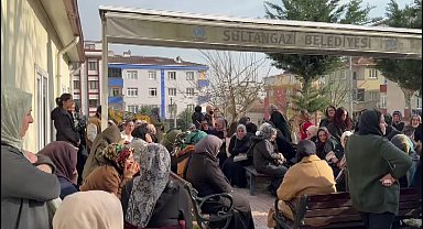 İstanbul- Eyüpsultan'da öldürülen aile üyeleri toprağa verildi