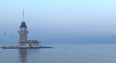 İstanbul - İstanbul'da sis etkili oluyor