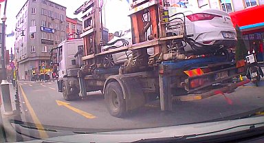 İstanbul-Kağıthane'de çekicinin peşinden metrelerce koşan sürücü aracını kurtardı