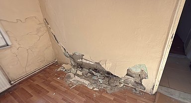 İstanbul - Kağıthane'de inşaat alanındaki çalışma nedeniyle yan binada çatlaklar oluştu; daireler boşaltıldı