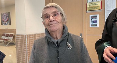 İstanbul- Prof. Dr. Canan Karatay, 'meslekten men' davasında ilk kez hakim karşısına çıktı