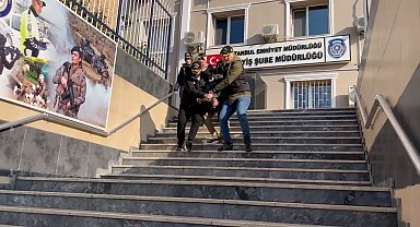 İstanbul- Sosyal medyadan müstehcen yayın yapan kadın tutuklandı, eşi serbest