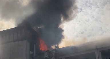 İstanbul - Sultanbeyli'de tekstil atölyesinde yangın -1