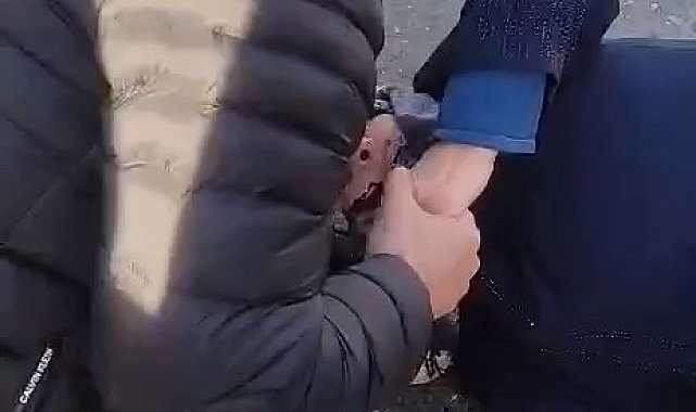 İstanbul- Sultangazi'de ters yönde ilerleyen otomobil yayaya çarptı