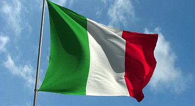 İtalya'da sahte çevrim içi yorumlara karşı tedbir alınacak
