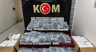 İzmir'de 6,5 milyon TL değerinde kaçak gözlük ele geçirildi