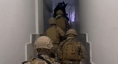 İzmir'de FETÖ operasyonu: 9 gözaltı