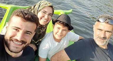 Katlettiği ailesiyle yan yana toprağa verildi