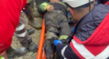 Maden ocağında üzerlerine taş düşen 2 işçiden 1'i yaralandı