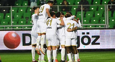 Manisa FK kendine geldi