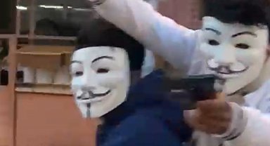 Maske takıp oyuncak tabancayla korku salan şüpheliler; 'Eğlence amaçlı yaptık'