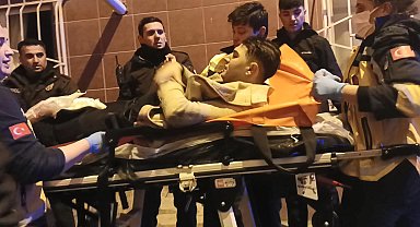 Motosikletli saldırgan gece kulübüne ateş açtı: 3 yaralı