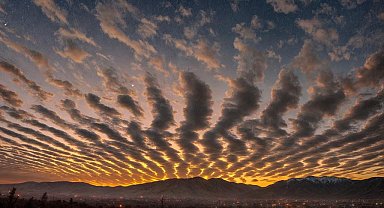 Niğde'de sirrokümülüs bulutları güzel görüntüler oluşturdu